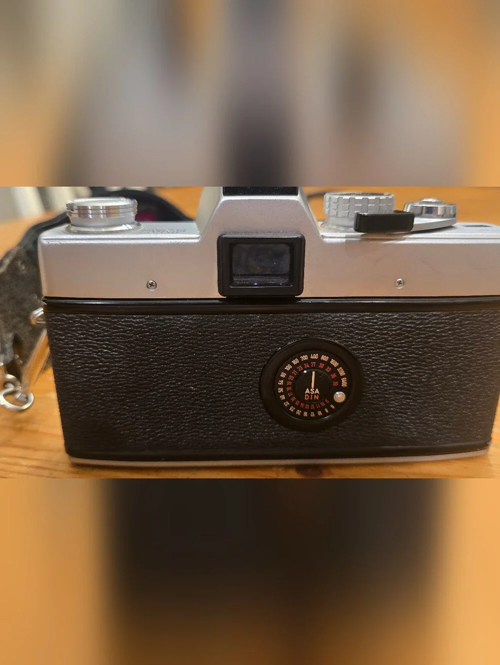 Vintage Minolta SR-T 100 Classic Manual 35mm Film Camera Black Silver With Lens
